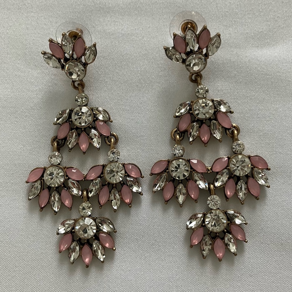 Vintage inspired pink and rhinestone earrings - Picture 1 of 2